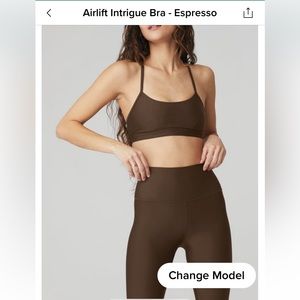 Alo yoga Women’s Airlift Intrigue Bra. Sz XS in Expresso.